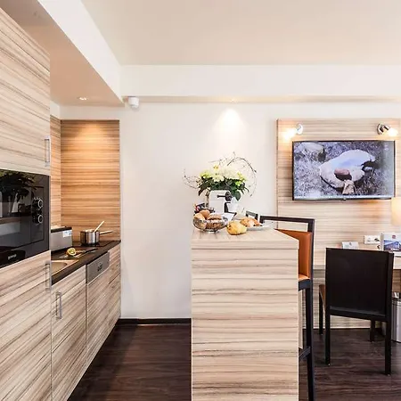 Hotel Staycity - 3*